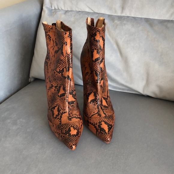 👼🏼Misguided Boots👼🏼 - Picture 2 of 4